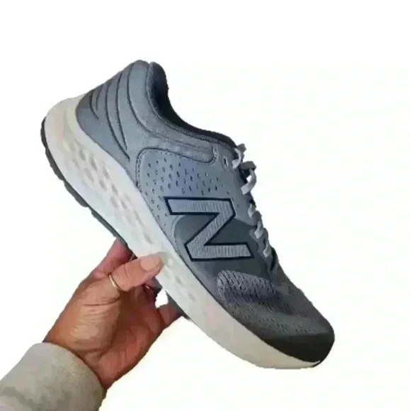 New Balance Men's Gray  520 V7 Running Shoe 12 - Picture 7 of 14
